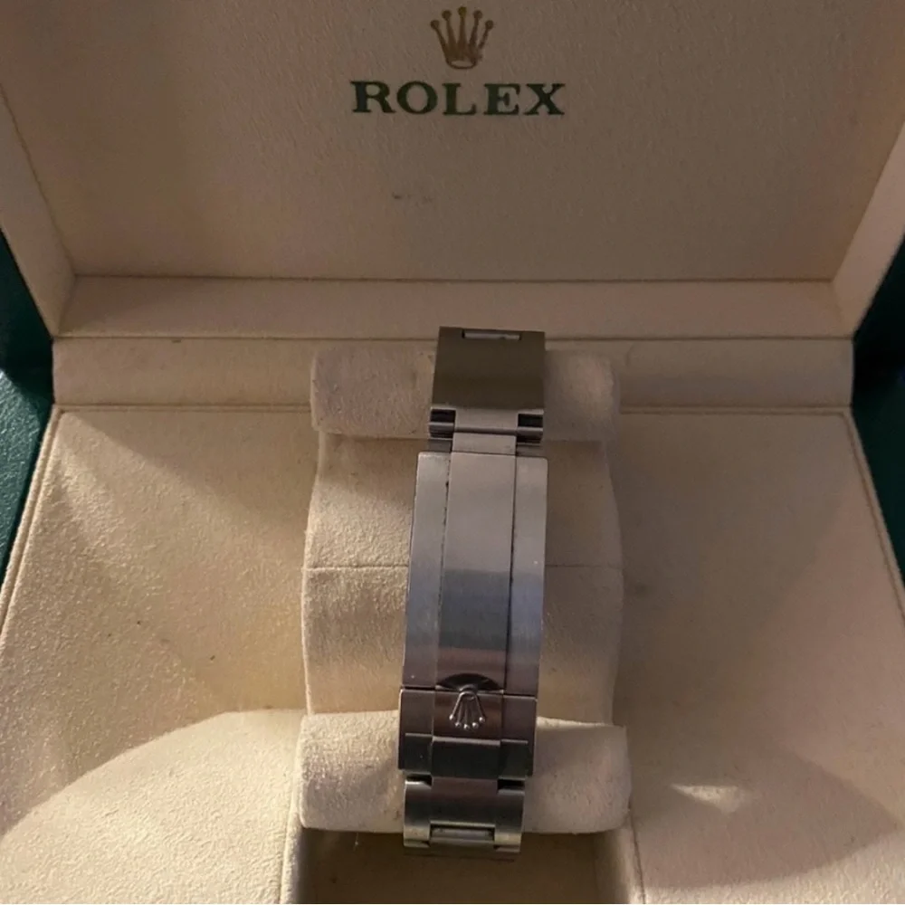 Rolex Sea-Dweller Deepsea 44
Watch - Black Dial (Ref# 126660) - Picture 6 of 16